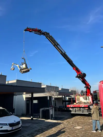 Práce hydraulickou rukou